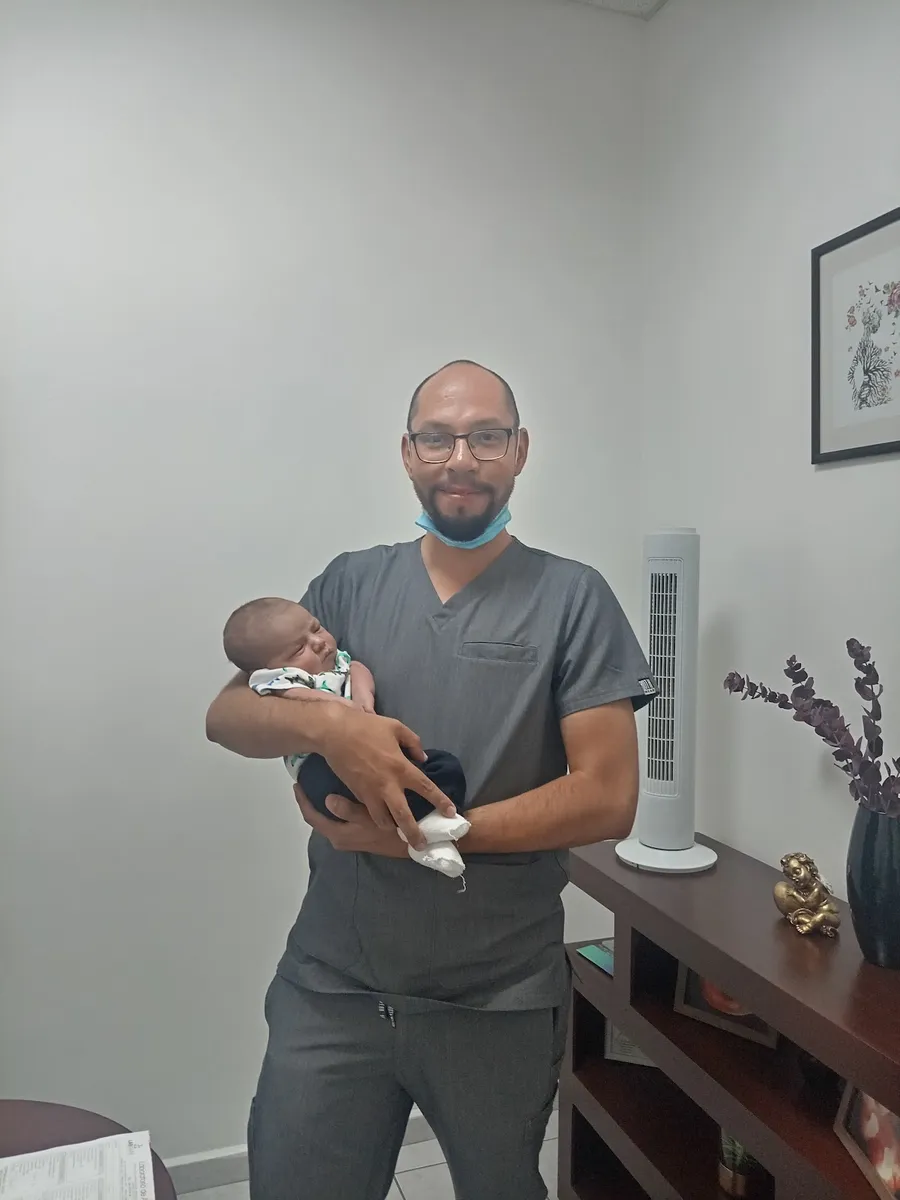 Foto 3 de Dr. y Alberto Juàrez, por ginecologo y obstetra Dr. Alberto Juàrez
