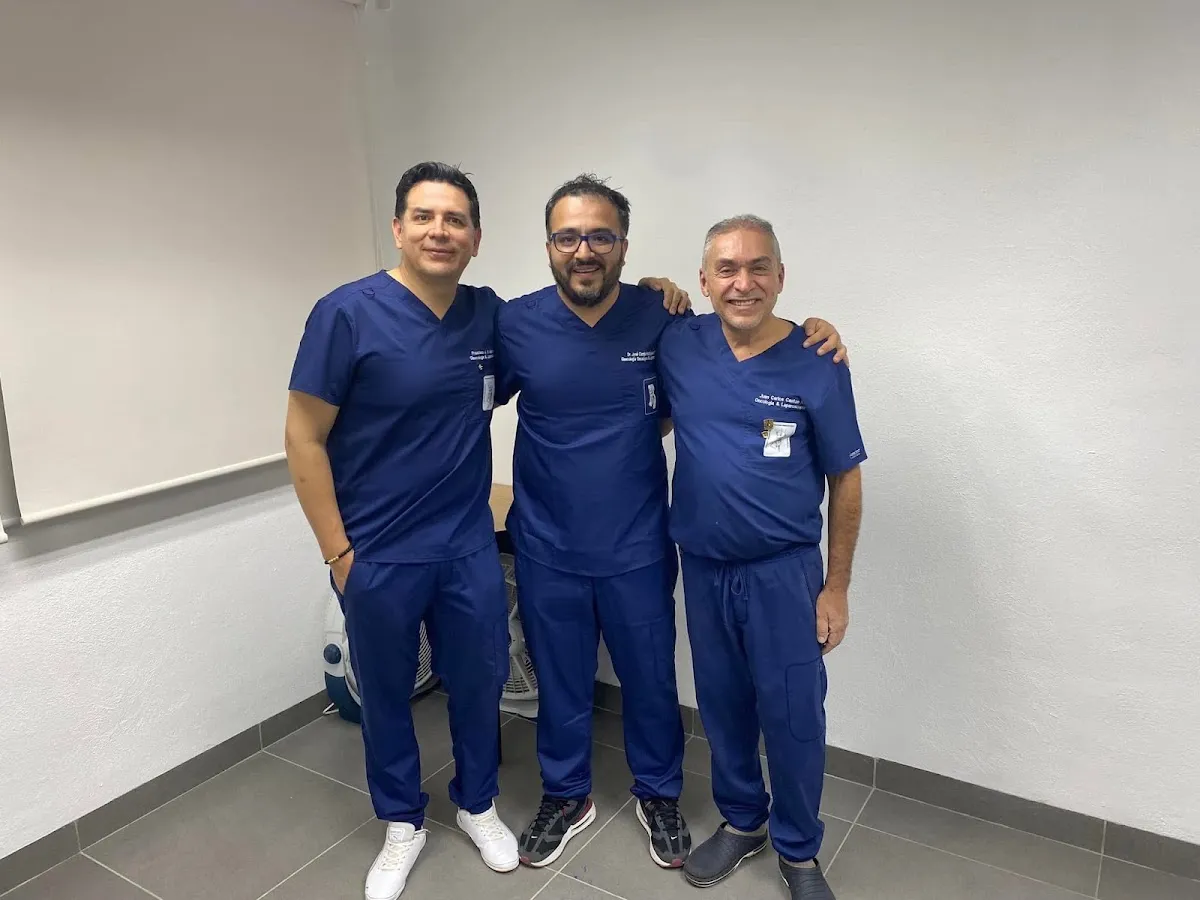 Foto 2 de Dr. Camilo Rodrìguez, por Dr. Camilo Rodrìguez, Ginecólogo Oncólogo