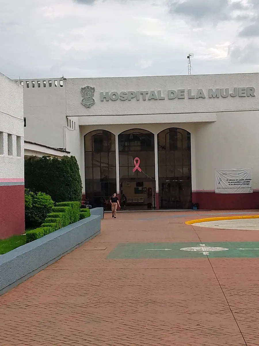 Foto 2 de Hospital de la Mujer, por Seeing By Starlight