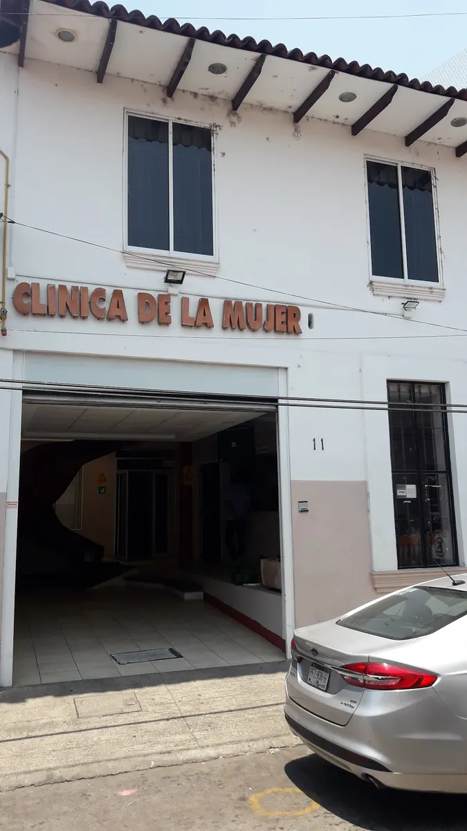 Foto 3 de Clinica de la Mujer, por Macario Galván