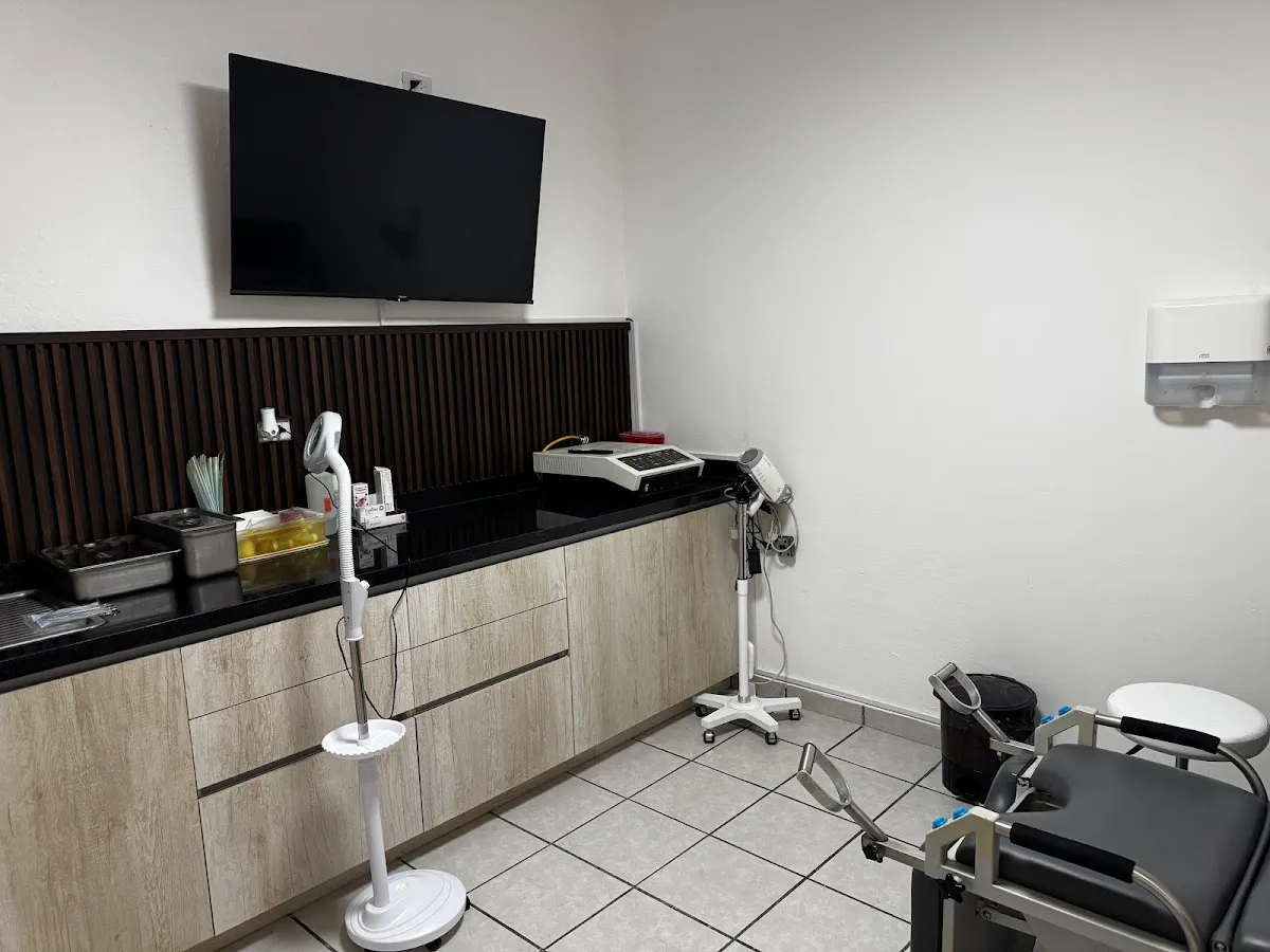 Foto 4 de Dr. Noe Vázquez, por Dr Noe Vázquez, Ginecólogo