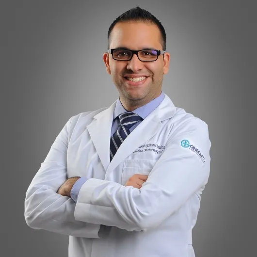 Foto 1 de Dr. Armando Quiñones Mendoza, por Dr. Armando Quiñones Mendoza, Ginecólogo