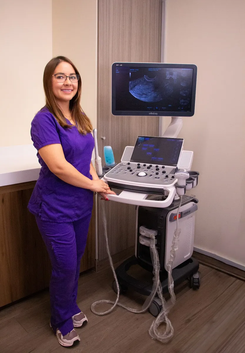 Foto 2 de Dra. Indira Jiménez Radilla, por Dra. Indira Jiménez Radilla | Ginecología y Obstetricia