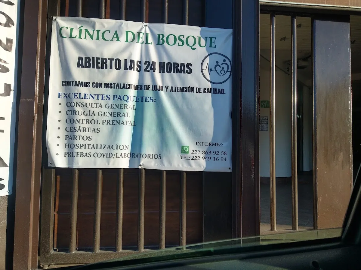Foto 3 de Clínica del Bosque, por Luis Raul Herrerias