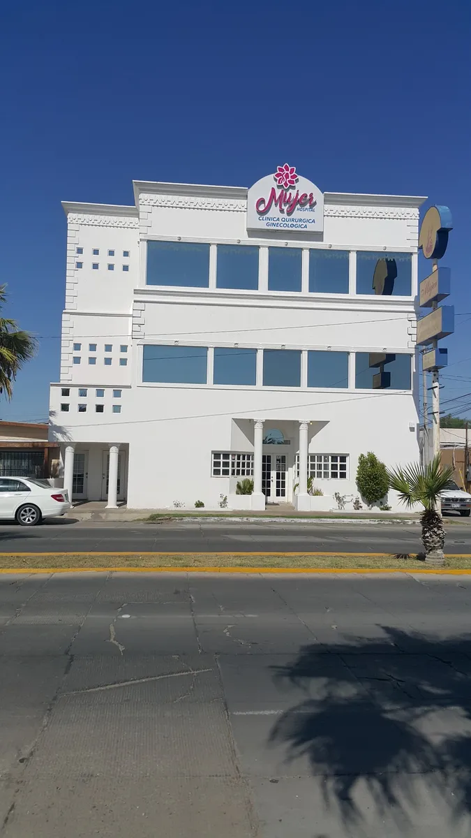 Foto 1 de Hospital Mujer Clínica Quirúrgica Ginecológica, por Celeste Ceballos