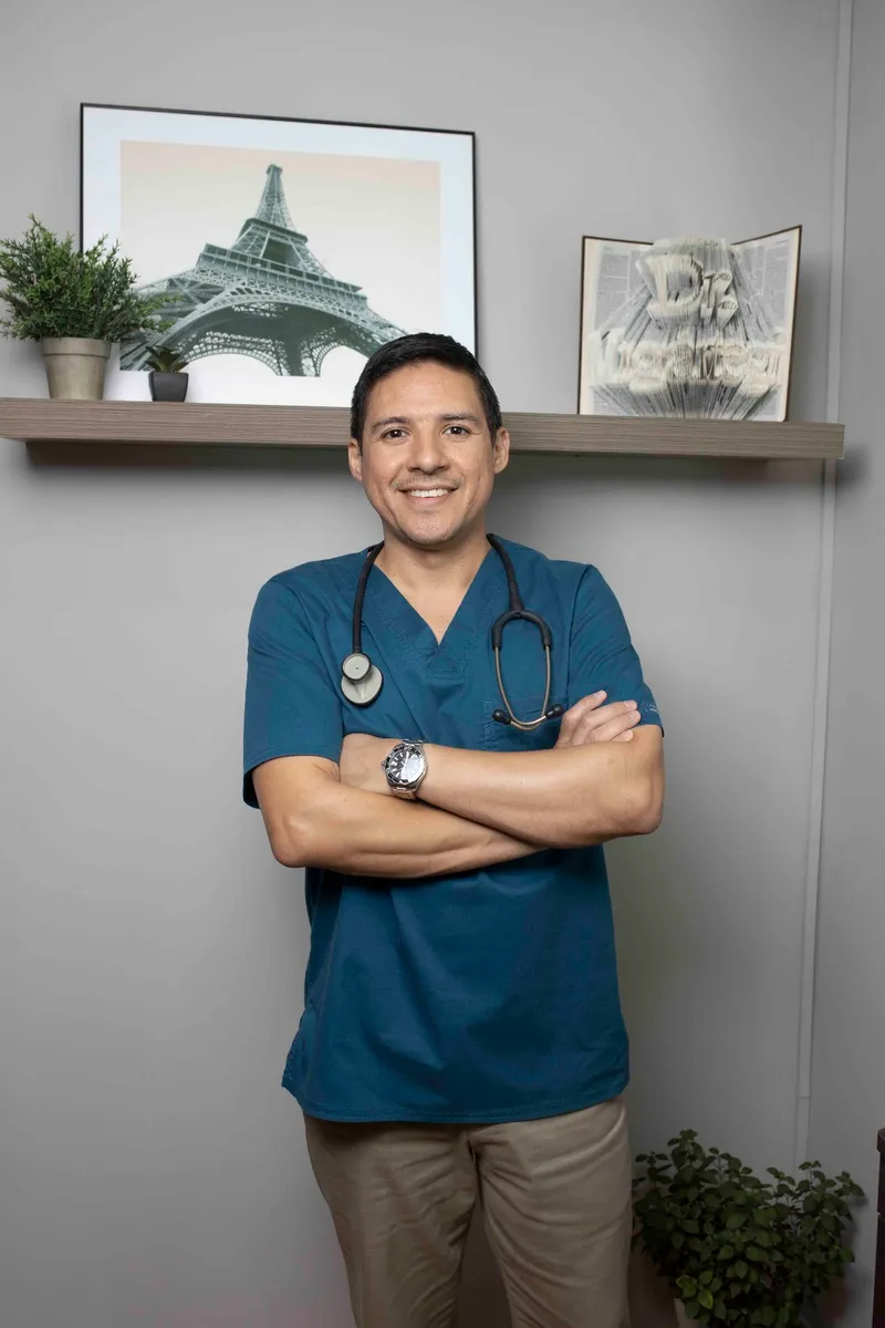 Foto 3 de Dr. Luis G. Mugártegui Sánchez, por Dr Luis G. Mugártegui Sánchez | Ginecologo Oncologo