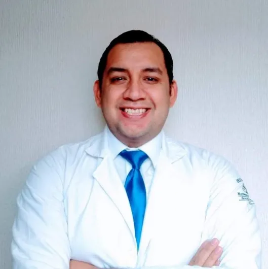 Foto 3 de Dr. Irlando Lara Pereyra, por Dr. Irlando Lara Pereyra, Ginecólogo