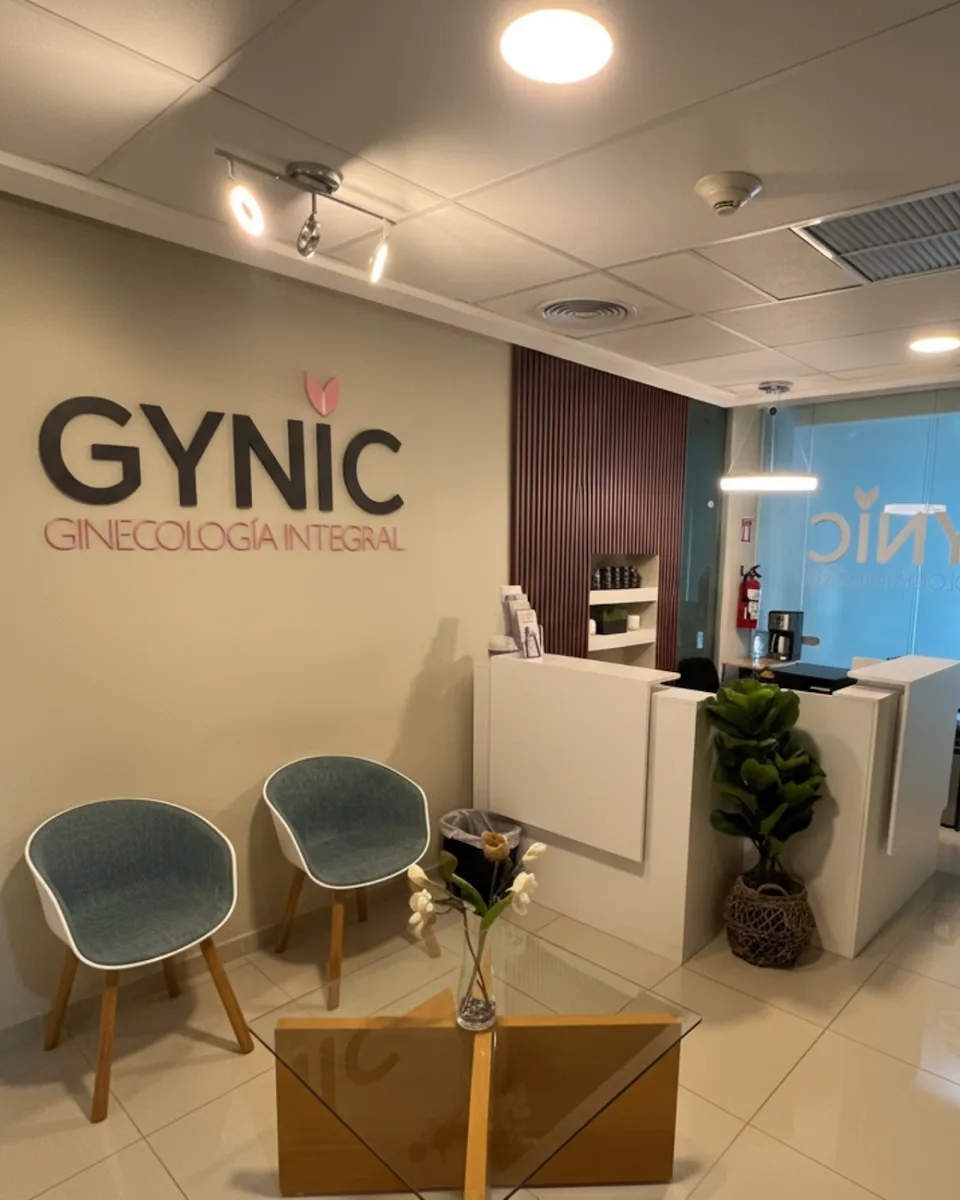 Foto 2 de GYNIC Clínica Ginecológica Cancún. Ginecólogo Mario Cardona, por GYNIC Clínica Ginecológica Cancún. Ginecólogo Mario Cardona | Ginecóloga Isabel Medellin