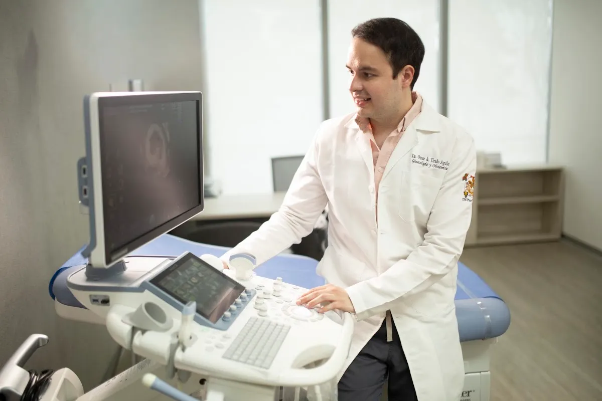 Foto 4 de Dr. Omar Alberto Tirado Aguilar, por Ginecologo CDMX | Dr. Omar Alberto Tirado Aguilar