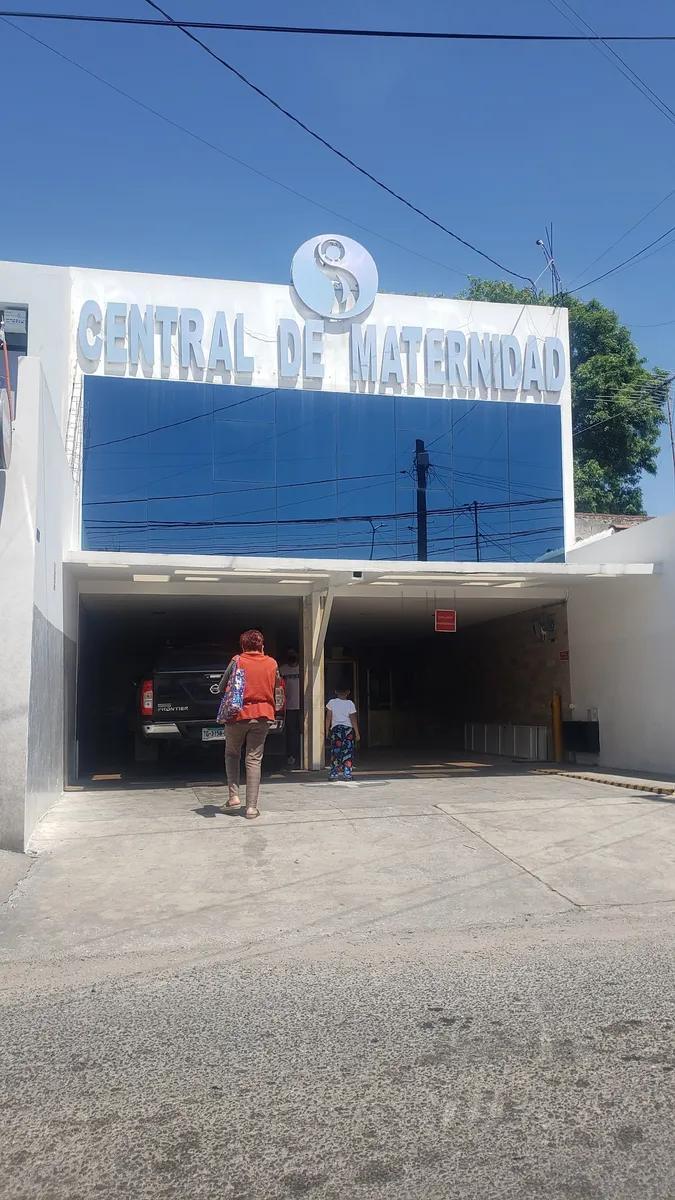 Foto 1 de Central De Maternidad, por Fernando Hiriart