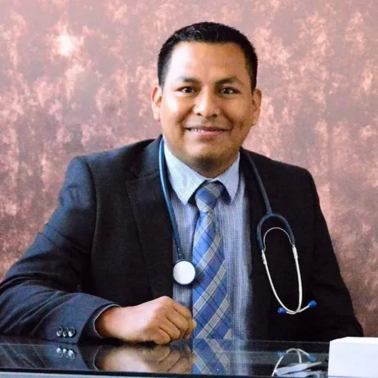 Foto 4 de Dr. Cirenio Hernández Rosas, por Dr. Cirenio Hernández Rosas, Ginecólogo