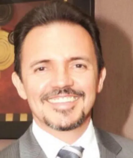 Foto 2 de Dr. Oscar Luis Villaverde Retes, por Dr. Oscar Luis Villaverde Retes, Ginecólogo