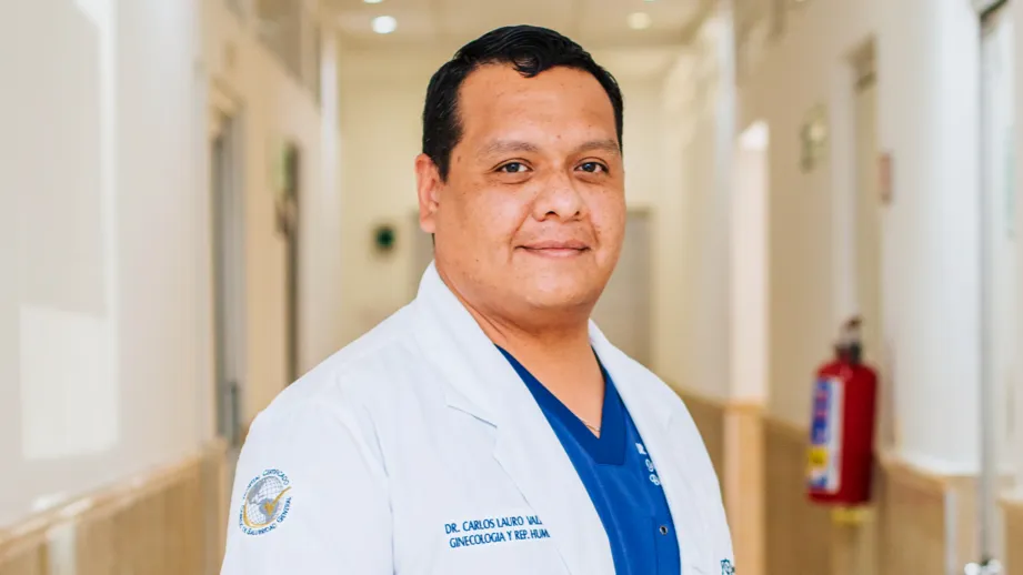 Foto 1 de Dr. Carlos Lauro Tercero Valdez Zúñiga, por Dr. Carlos Lauro Tercero Valdez Zúñiga, Ginecólogo
