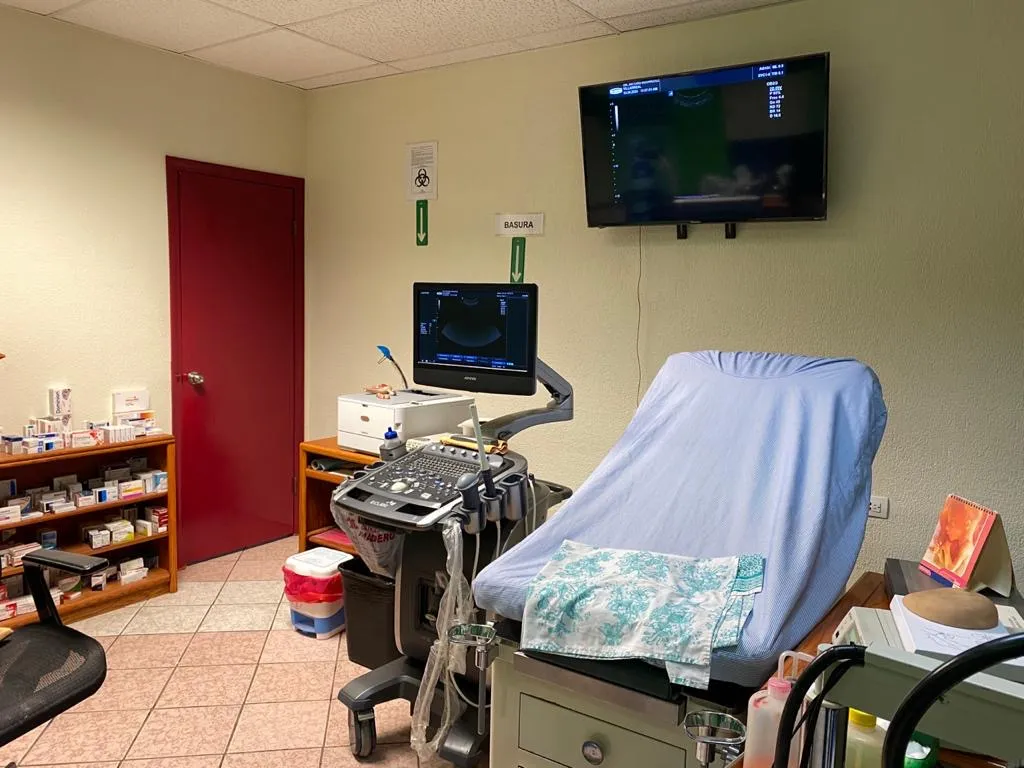 Foto 4 de Dr. Arturo Rodríguez Villarreal, por Dr. Arturo Rodríguez Villarreal / Ginecologo Obstetra en Nuevo Casas Grandes, Chih.