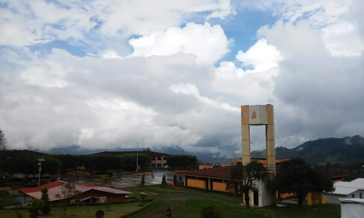 Foto 2 de Huahuchinango, por Marcos Eslava Marcial