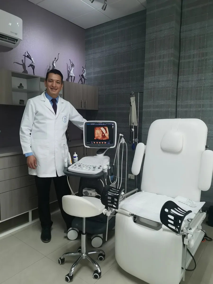 Foto 1 de Dr. y colposcopía Jorge Franco Jiménez, por Ginecología y Obstetricia Dr. Jorge Franco Jiménez