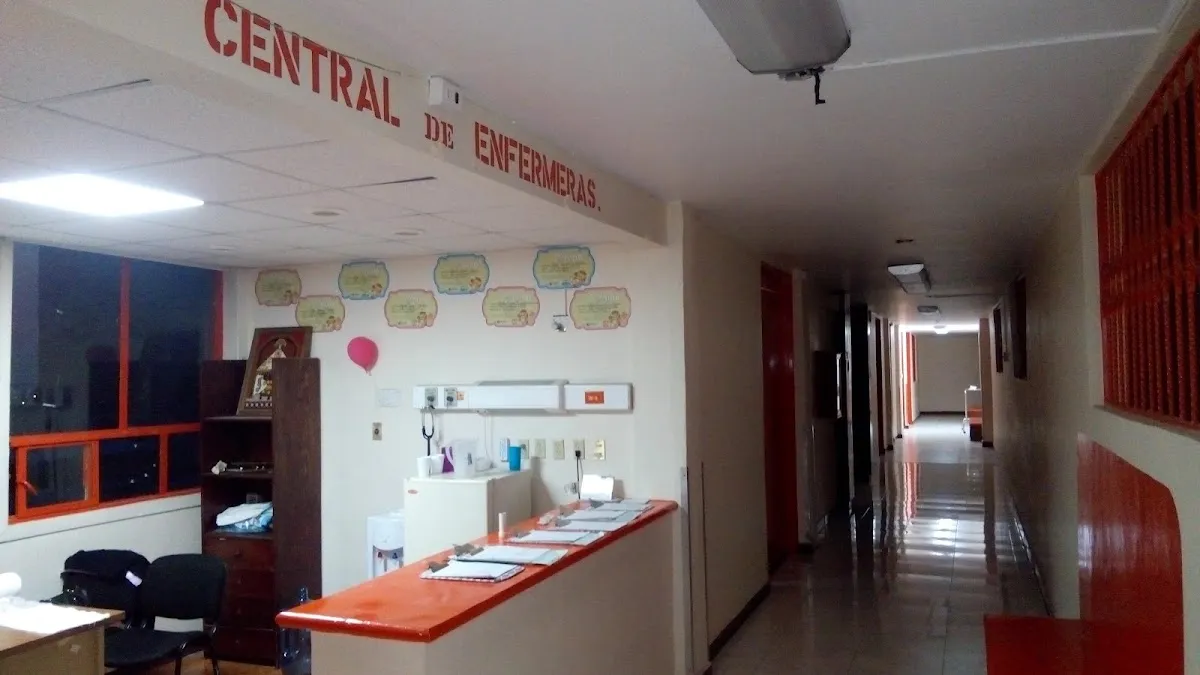 Foto 1 de Clinica De La Mujer Y El Niño, por J carlos Cervantes Rey
