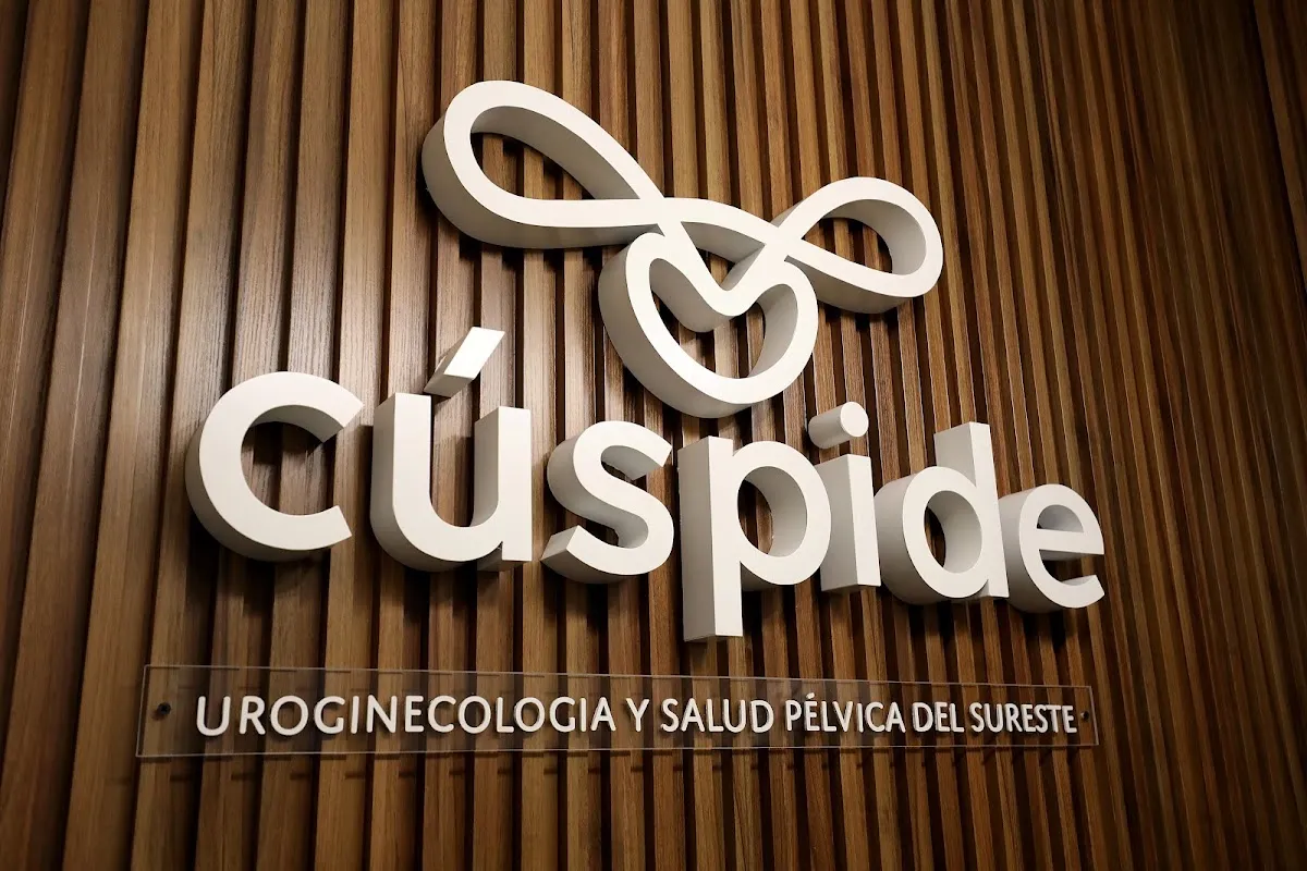 Foto 4 de Dr. Carlos Zapata, por Dr. Carlos Zapata - Urogine