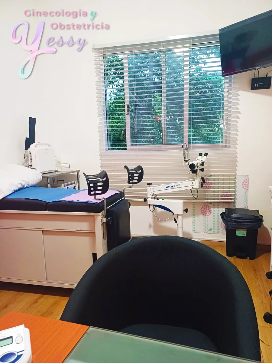 Foto 1 de de y Colposcopía, por Consultorio de Ginecología y Colposcopía - Yessy