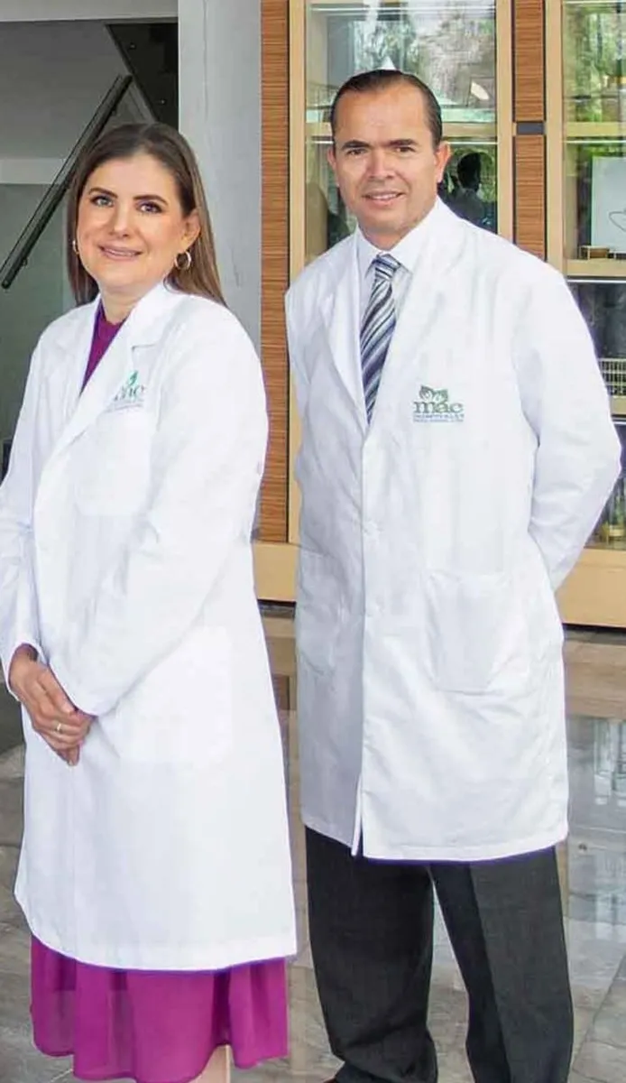 Foto 1 de Dra. Osbelia Martínez Gudiño y Dr. Juan Carlos García de la Campa., por Dra. Osbelia Martínez Gudiño y Dr. Juan Carlos García de la Campa. Consultorio de ginecología y obstetricia