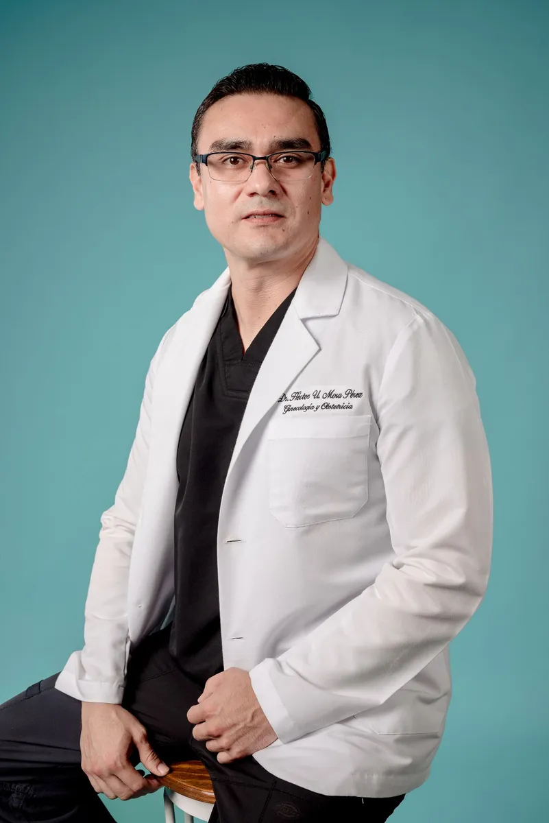 Foto 2 de Dr. Héctor Mora, por Dr Héctor Mora Ginecólogo