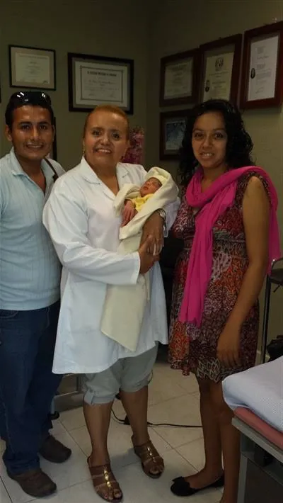 Foto 3 de Ginecóloga y Mujeres Médicos Atendiendo Mujeres y Familias. Clínica Serena, por GINECÓLOGA Y MUJERES MÉDICOS ATENDIENDO MUJERES Y FAMILIAS. CLÍNICA SERENA
