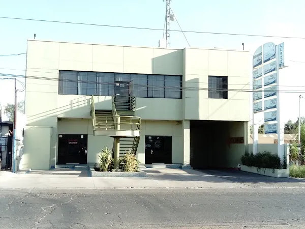 Foto 2 de Dr. Emilio Aguilar, por Ginecólogo en Mexicali - Dr. Emilio Aguilar