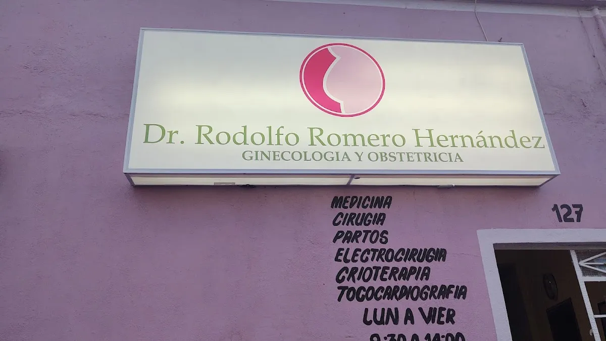 Foto 3 de Dr. Rodolfo Romero Hernández, por Flor R Domm