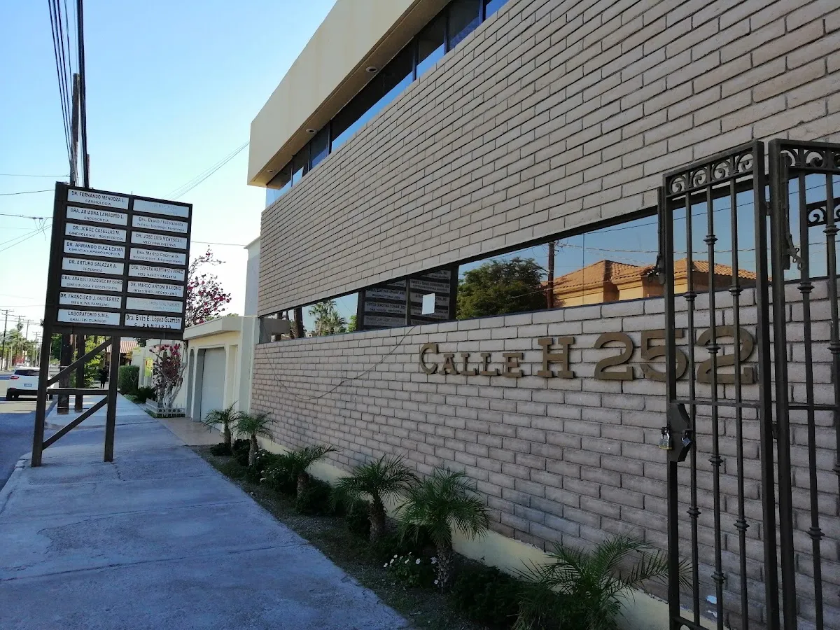 Foto 1 de Dr. Jorge Casellas Moreno, por Isai Corpus