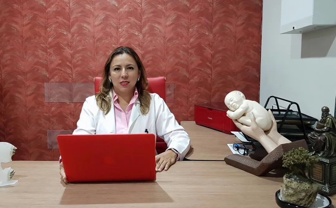 Foto 2 de Mujer, por Mujer en salud