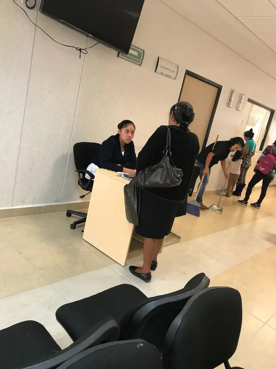 Foto 1 de Dr. "clinica de la Mujer" Manuel Velasco Suarez", por Claudia Penagos Noriega