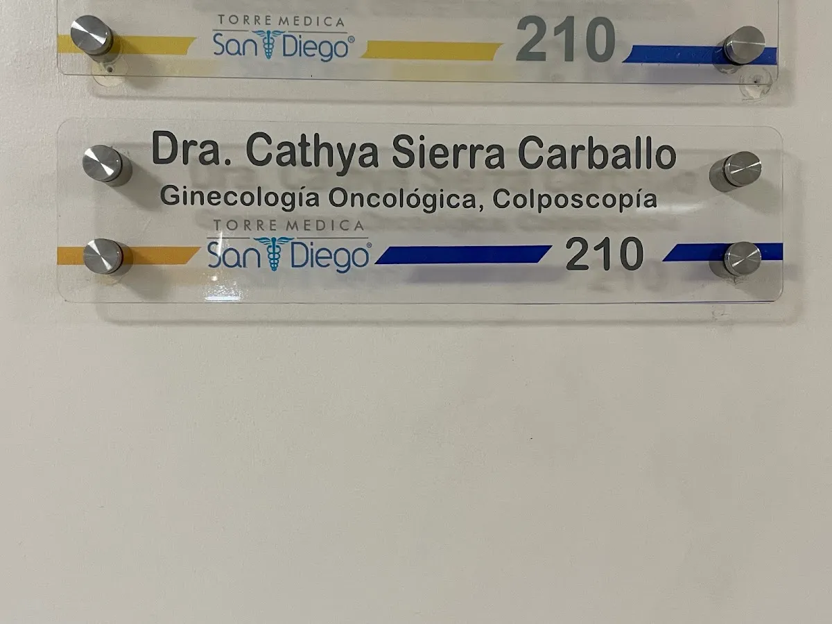 Foto 4 de Dra. Cathya Sierra Carballo, por Dra. Cathya Sierra Carballo - Ginecóloga Oncóloga