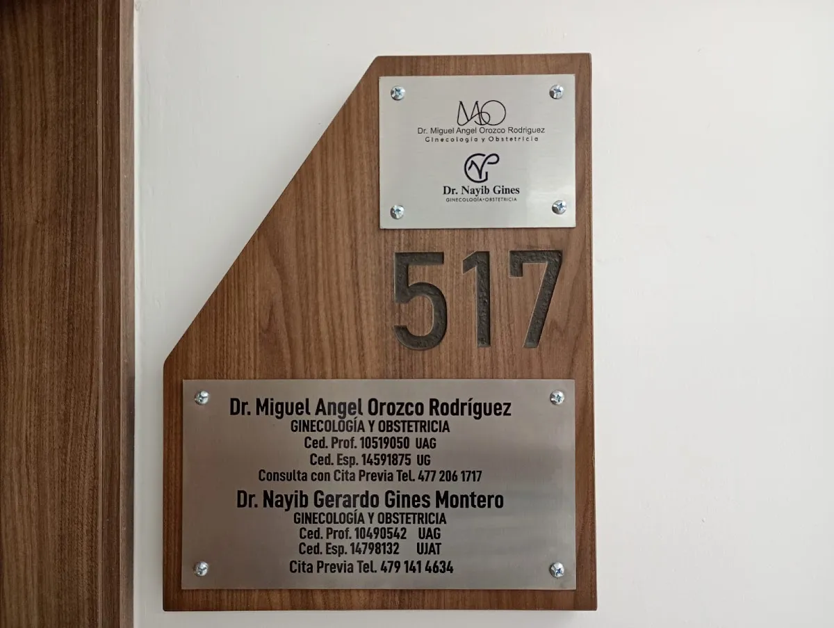 Foto 4 de Dr. Nayib Gines, por Ginecólogo Nayib Gines Montero