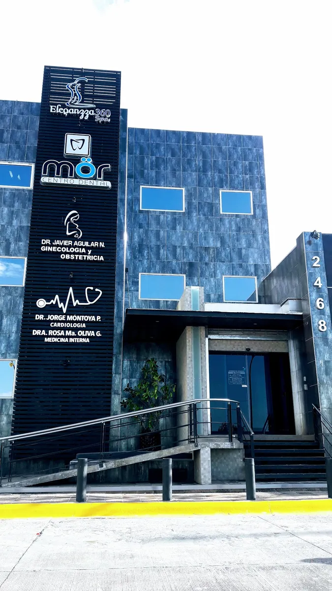 Foto 1 de Dr. Javier Aguilar N., por Vidal Rivas