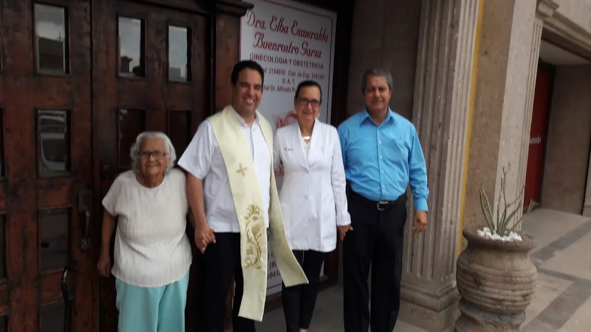 Foto 1 de Dra. Elba Esmeralda Buenrostro Garza, por Dra. Elba Esmeralda Buenrostro Garza