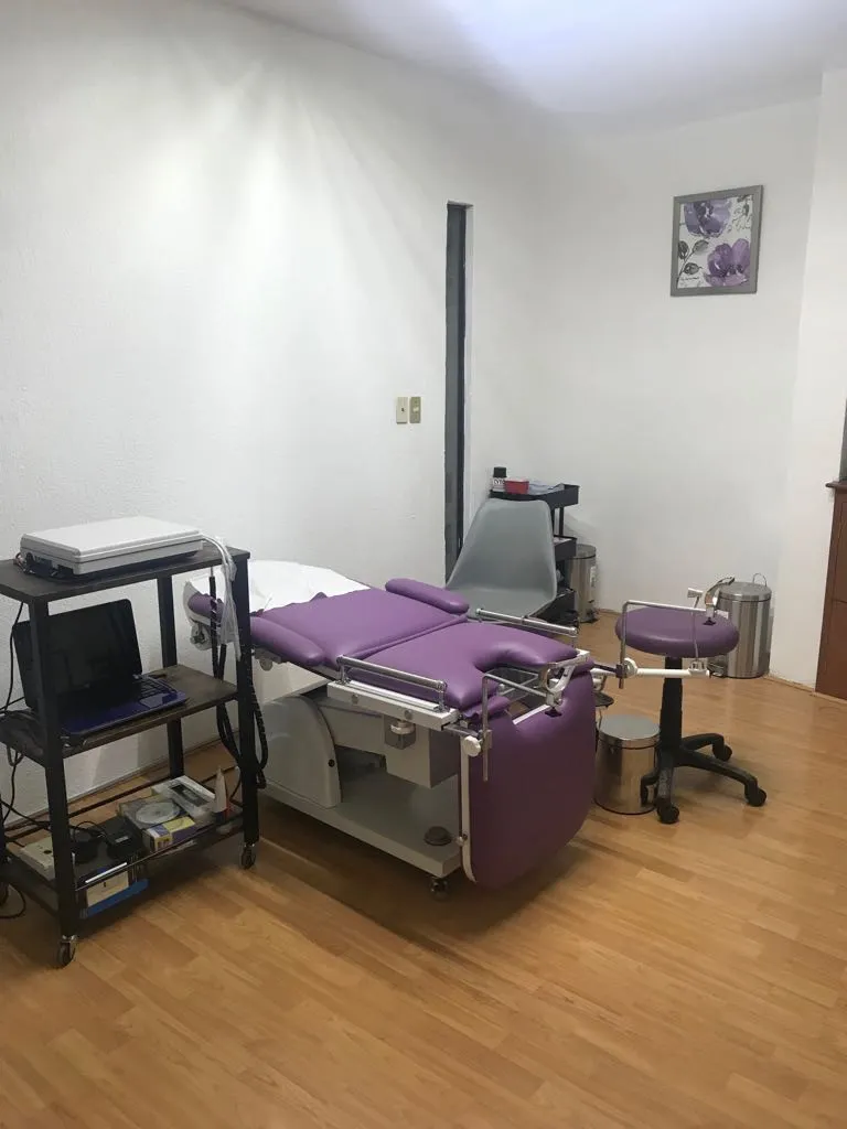 Foto 4 de Ginecología y Obstetricia / Parto En Agua, por GINECOLOGIA Y OBSTETRICIA / PARTO EN AGUA