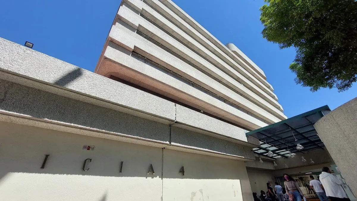 Foto 1 de UMAE Hospital de Gineco Obstetricia N.° 4, por Francisco Roman