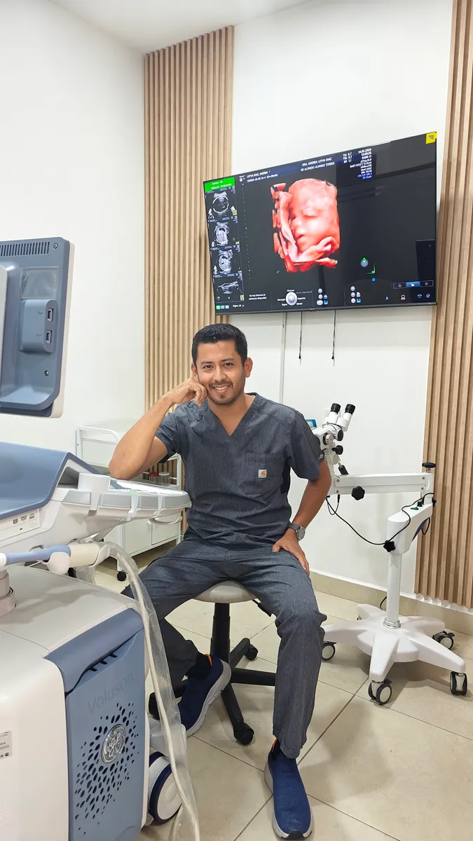 Foto 2 de Dr. Alfredo Álvarez Torres // y Tuxtla Gutiérrez, por Dr. Alfredo Álvarez Torres // Ginecólogo y Obstetra Tuxtla Gutiérrez