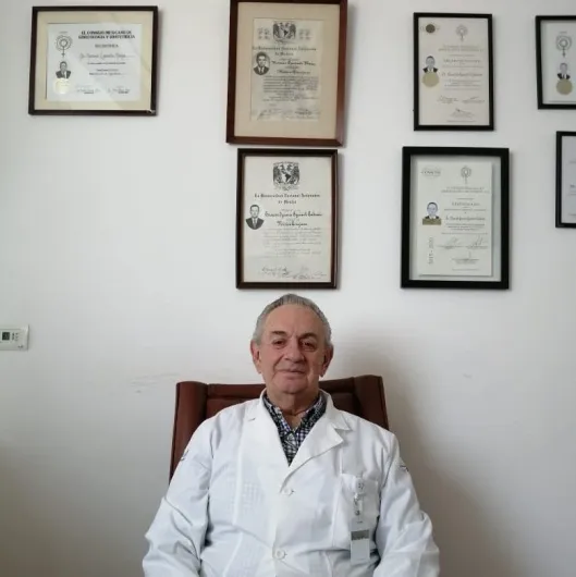 Foto 1 de Dr. Eduardo Eguiarte Calderón, por Dr. Eduardo Eguiarte Calderón, Ginecólogo