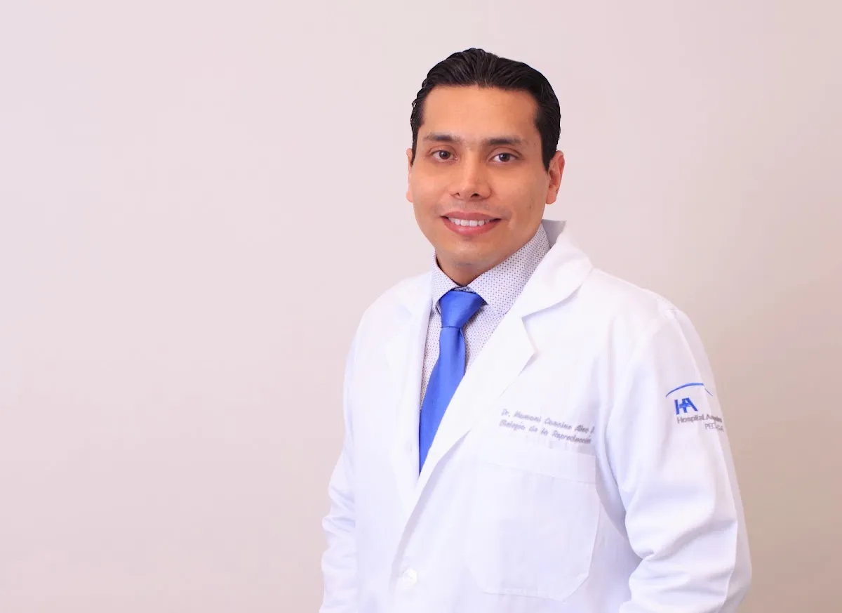 Foto 1 de Dr. Embryogen Mazatlan Alex Mamani, por Embryogen Mazatlan Dr. Alex Mamani