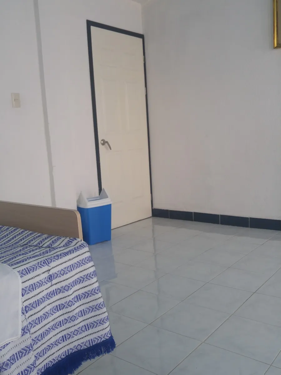 Foto 2 de Clinica De Maternidad Nuestra Señora De Los Remedios, por Nezeando La Ciudad