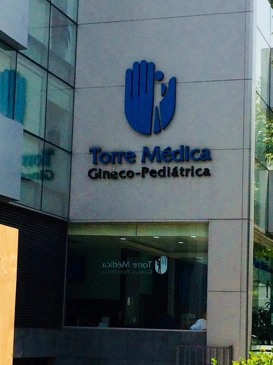 Foto 1 de GYN Clinica de la Mujer Unidad Roma Sur-Dalinde, por Sun Y