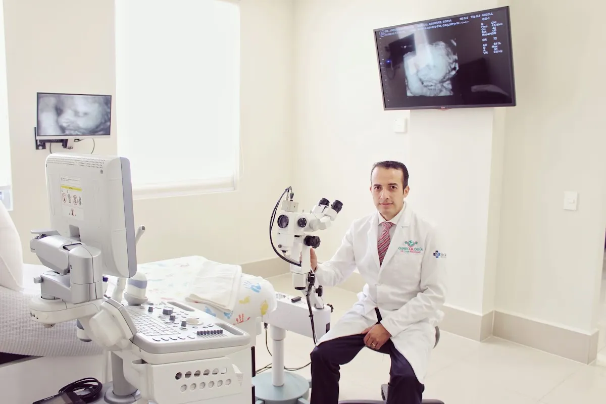 Foto 2 de Dr. Jorge Alejandro Manríquez Jiménez, por 🥇Dr. Jorge Alejandro Manríquez Jiménez, Ginecólogo