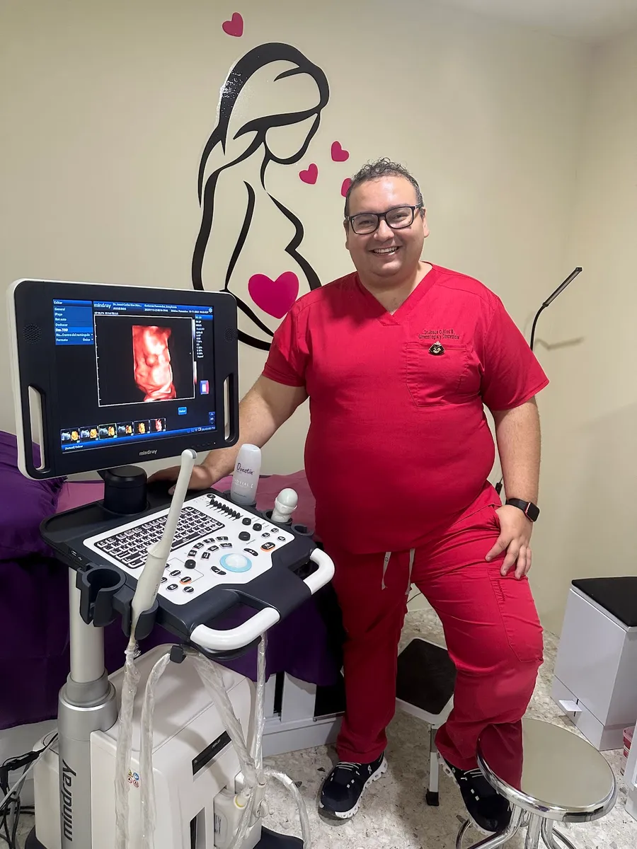 Foto 1 de Dr. Josué Carlos Ríos Méndez, por Dr. Josué Carlos Ríos Méndez - Ginecólogo/Obstetra