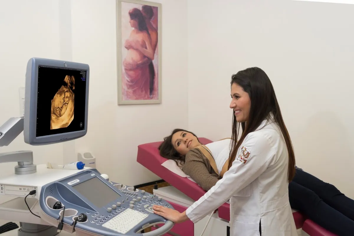 Foto 4 de Dra. Yubia Amaya Guel, por Dra. Yubia Amaya Guel | Ginecología, obstetricia, materno fetal
