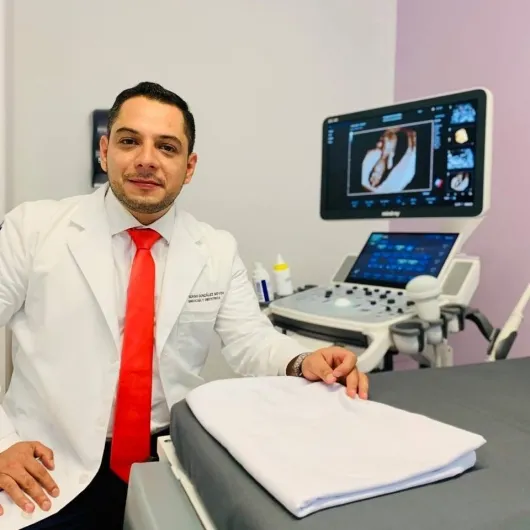 Foto 2 de Dr. Sergio González Novoa, por Dr. Sergio González Novoa, Ginecólogo