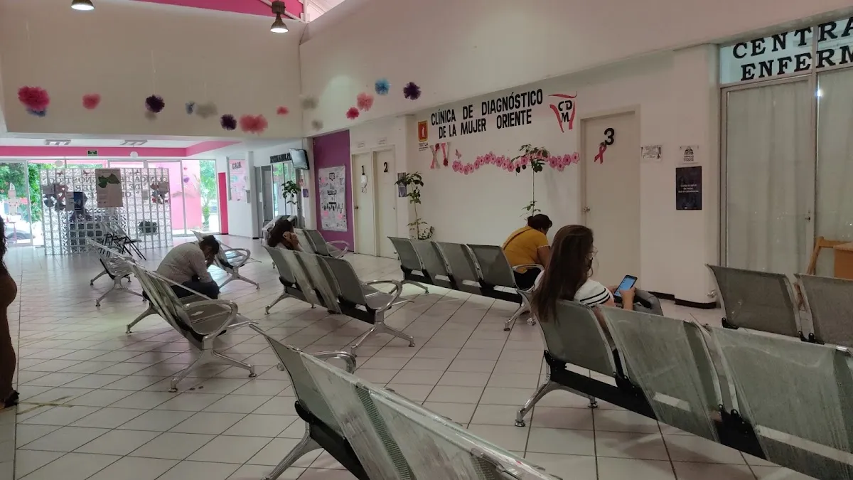 Foto 3 de Clínica de Diagnostico de la Mujer Oriente, por Katy Gutiérrez