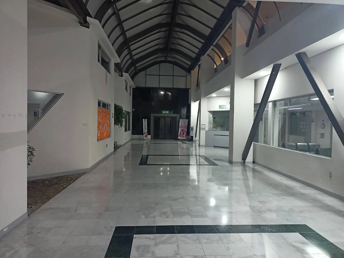 Foto 4 de ISSEMYM Hospital Materno Infantil, por Jabib Pérez