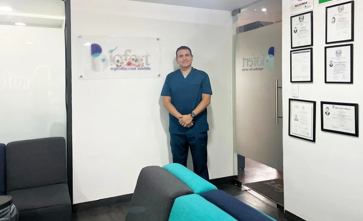 Foto 3 de Dr. Jorge Enrique Torres Ramirez, por Dr. Jorge Enrique Torres Ramirez, Ginecólogo