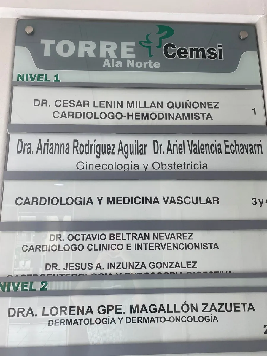 Foto 4 de Dr. Ariel Valencia Echavárri, por Dr. Ariel Valencia Echavárri, Ginecólogo